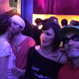 17083_10205935372844952_399572314254765066_n