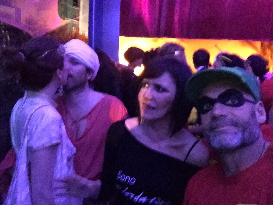 17083_10205935372844952_399572314254765066_n