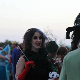 207860_4419173038977_2091376901_n