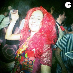 207885_4417851845948_1839706117_n