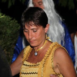 223853_4419230840422_1737133410_n