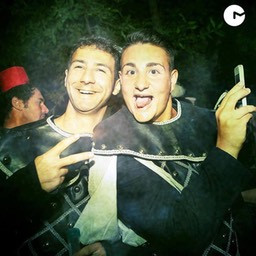 246790_4417850845923_1211652094_n