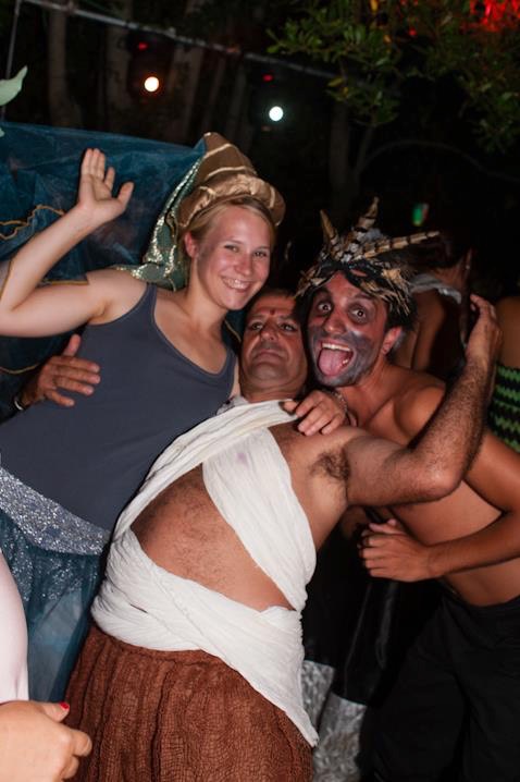 248525_4419791934449_157552827_n