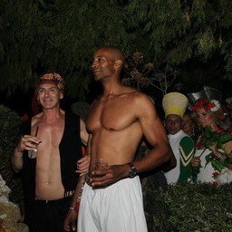 251755_4419164158755_1979500164_n