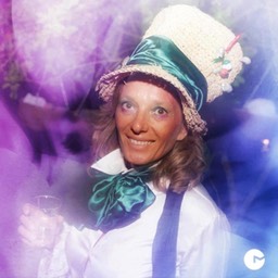 253110_4417839645643_574426952_n