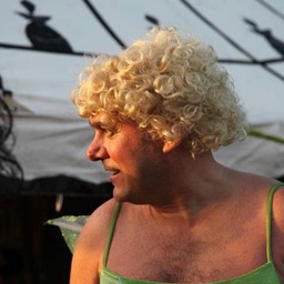 253416_4419165678793_1966413111_n