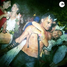 262218_4417840765671_879033479_n