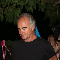 295254_4419239560640_490634619_n