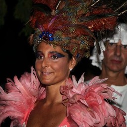 296832_4419218120104_1202059562_n