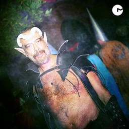 304633_4417863886249_317120323_n