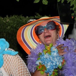 307870_4419122917724_2026238995_n