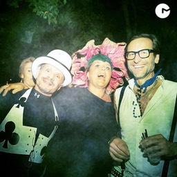 314146_4417857526090_1895116287_n