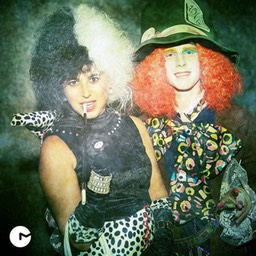 318326_4417836485564_1738641486_n