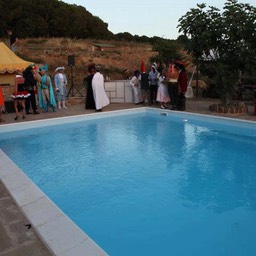 375854_4419138358110_1884561498_n