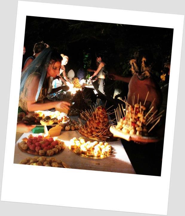 377652_4419065556290_740415070_n