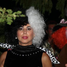 386266_4419195599541_1117248840_n