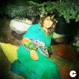 390540_4417841805697_2031116991_n