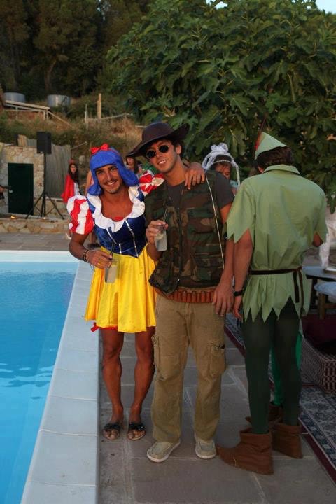 391619_4419125717794_1265251874_n