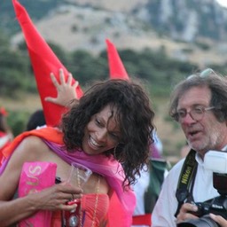 393329_4419297762095_1735401548_n