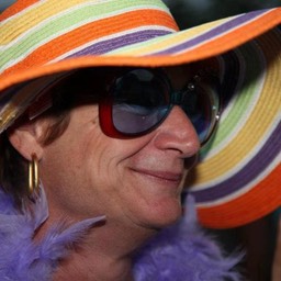 394226_4419293201981_1924231731_n