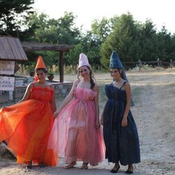 399034_4419220880173_362310053_n