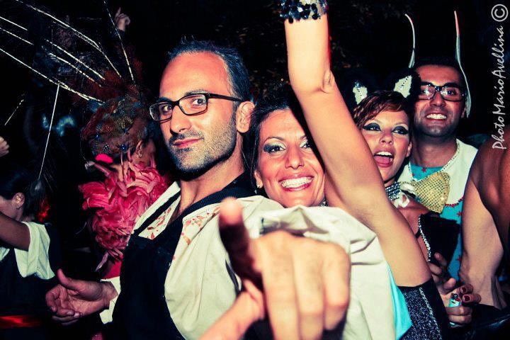 402910_4417787884349_419814743_n