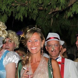 423789_4419156358560_1120269219_n