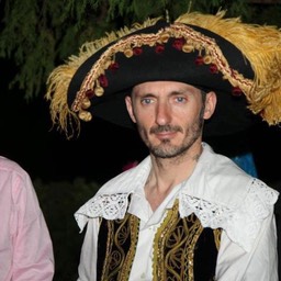 423832_4419273481488_851767395_n