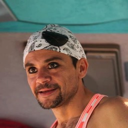 431185_4419209319884_127511178_n