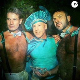 431308_4417832125455_616467293_n