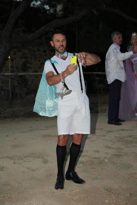 431331_4419278721619_1911085260_n