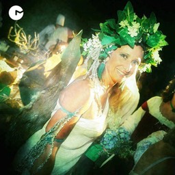 486891_4417833005477_504420212_n