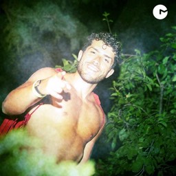 487437_4417860366161_920605446_n