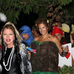 487527_4419278041602_76518641_n