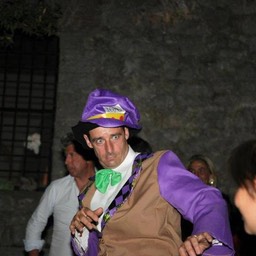 527054_4419298762120_498337940_n