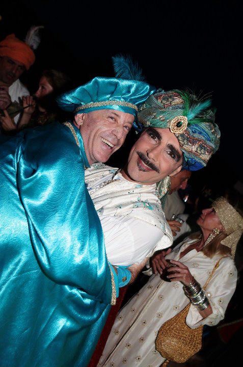 538835_4419352483463_1031045748_n