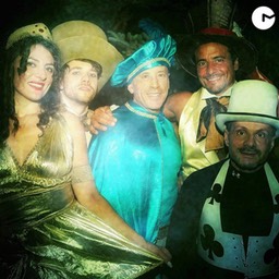 546142_4417862926225_1227608991_n