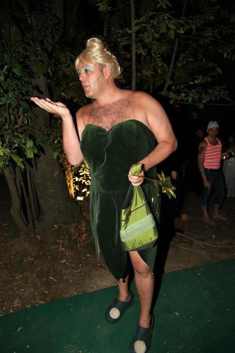 546205_4419275281533_2092745182_n