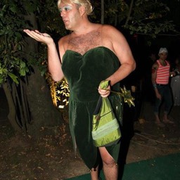 546205_4419275281533_2092745182_n