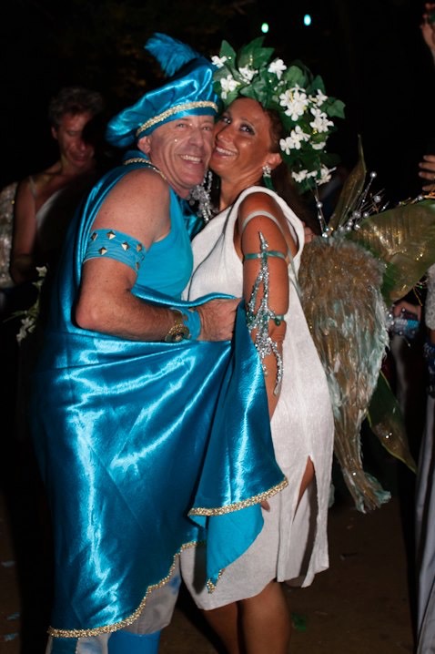 556570_4419790614416_962905744_n