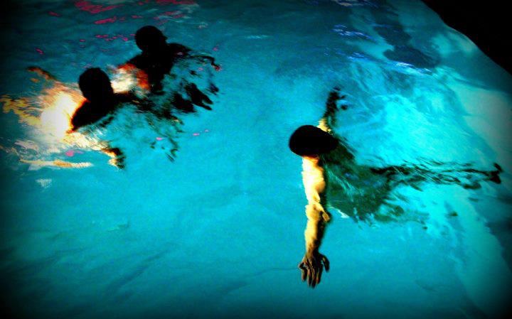 557215_4419097357085_371792651_n