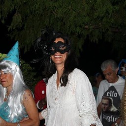 558268_4419226600316_1269677636_n