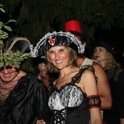 558521_4419134078003_582023580_n