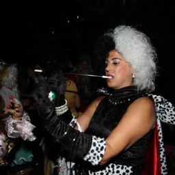 558717_4419283161730_1649760552_n