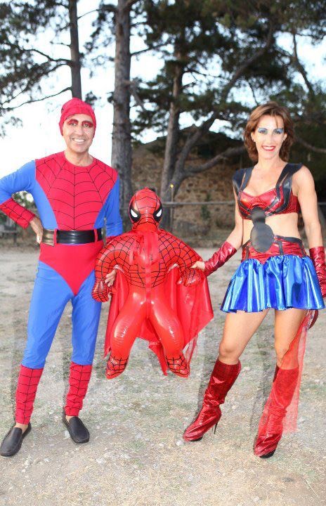 560486_4419460566165_930392948_n