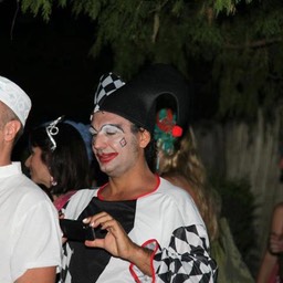 560499_4419117357585_503261257_n