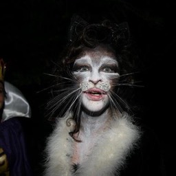 561657_4419152198456_1099345606_n