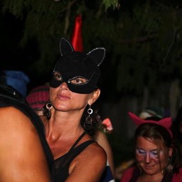 564166_4419273841497_16866882_n