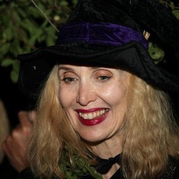 644099_4419215000026_1901008007_n