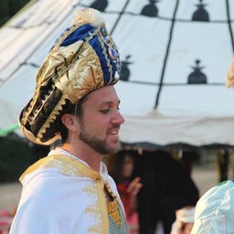 644365_4419113917499_1879972963_n